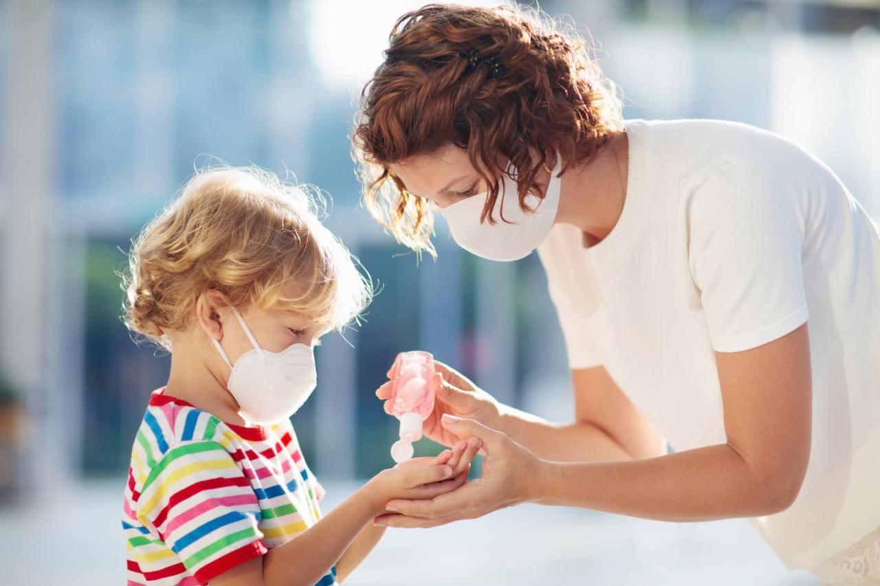 8 tips aman bermain bersama anak saat pandemi covid 19