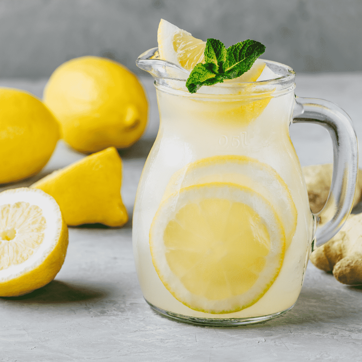 Lemon water reasons everyday drink refresh easiest simplest yourself ways most