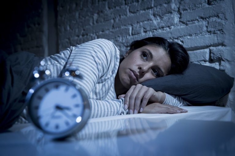 Susah tidur atasi insomnia dengan memenuhi asupan vitamin ini